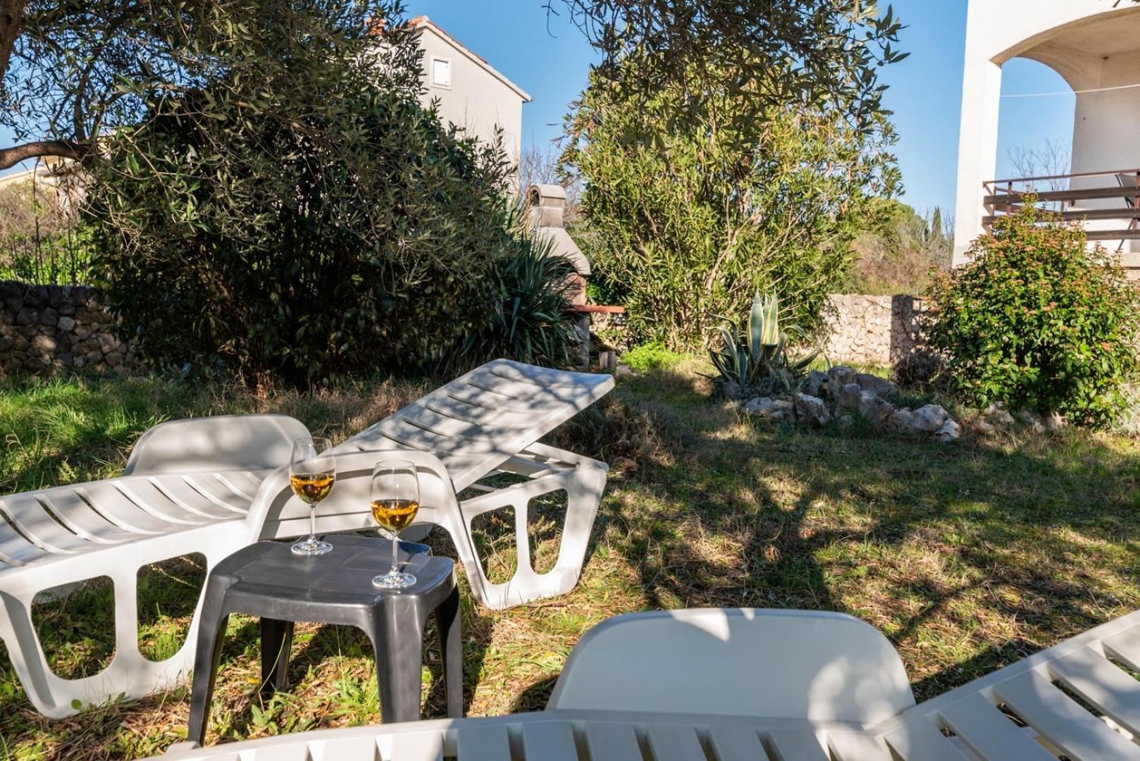 Beachfront Apartment Lostura Turanj Exterior foto